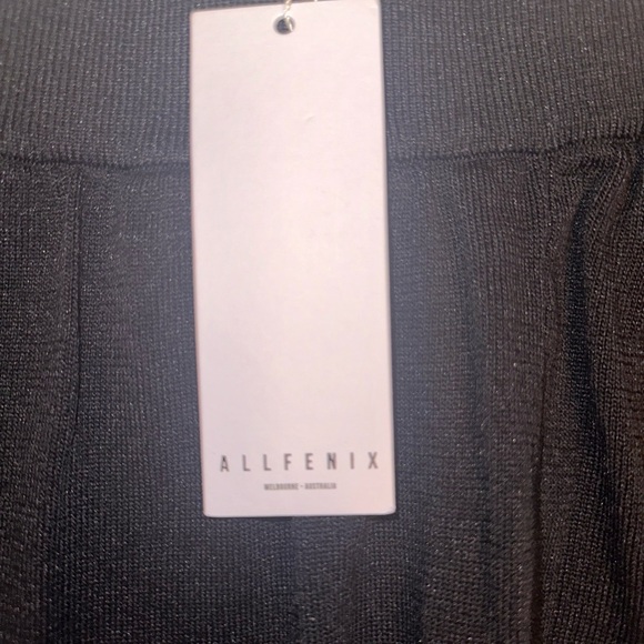 NWT All Fenix Women’s Black Knit High Waist Loose Fit Crop Pant Size Small - Picture 3 of 6